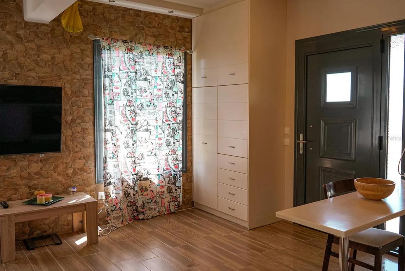 Mak Home Luxury Apartments 나프팍토스 외부 사진